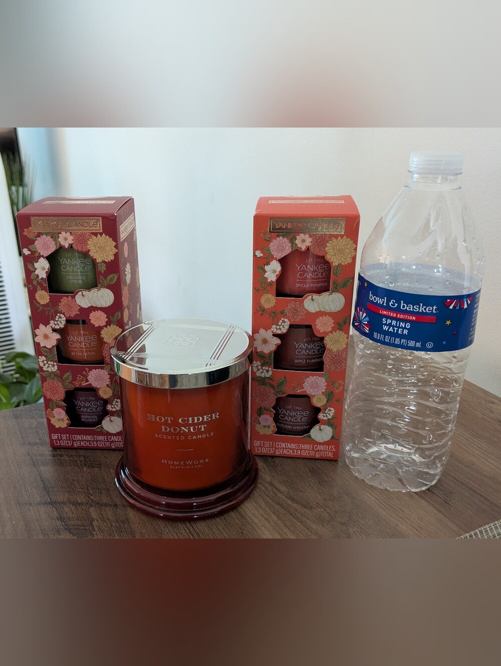 Fall Candle Bundle! 2 Boxes Yankee Mini Gift Sets & Hot Cider Donut Candle